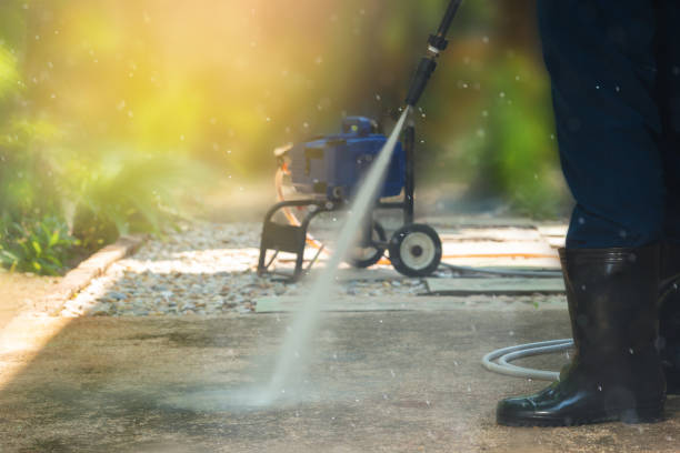 Best Soft Washing  in Newport Beach, CA